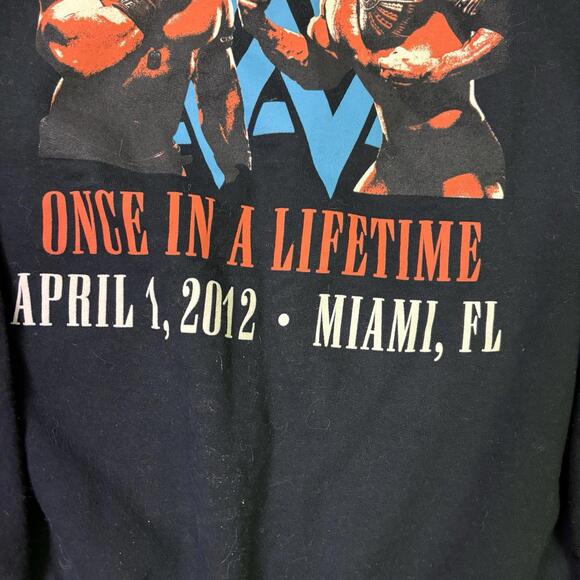 WWE Wrestlemania L Crewneck Sweatshirt John Cena vs.The Rock Once In A Lifetime - Picture 3 of 6